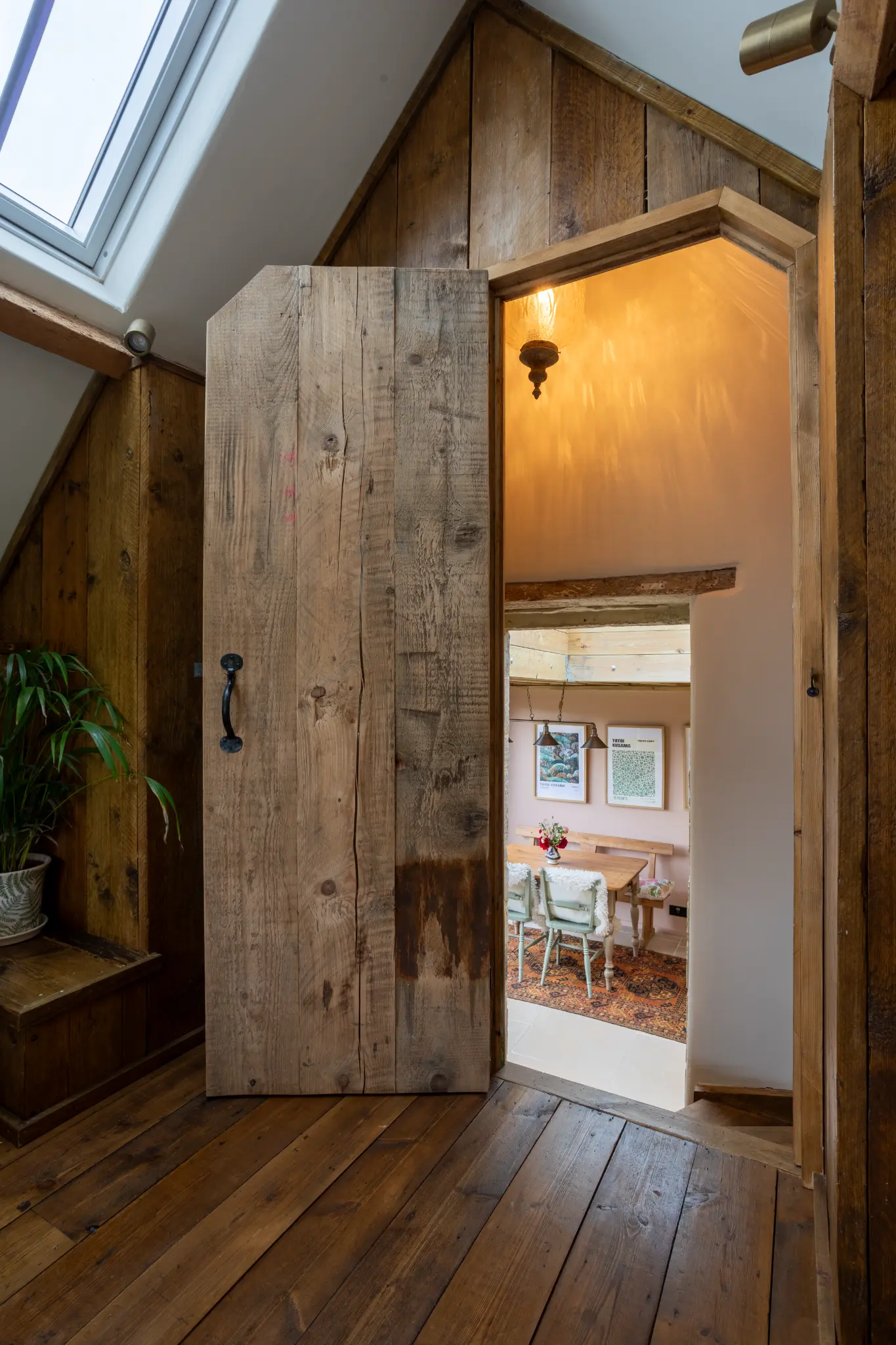 Modern bathroom in Wiltshire holiday let with quality fixtures