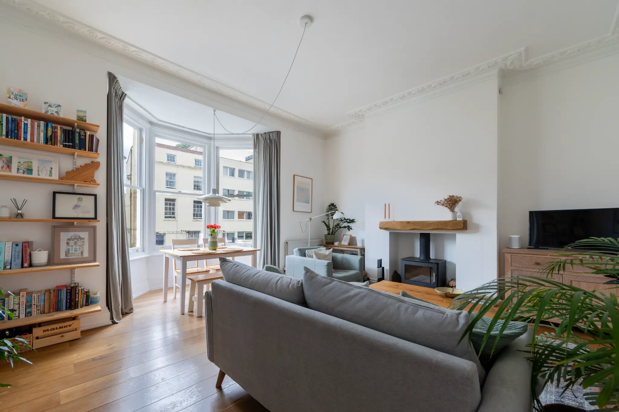 Estate Agent Photography: Bristol Clifton Apartment with Social Media Shots