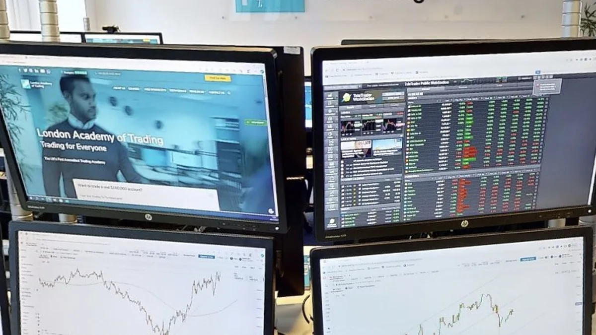 Office Virtual Tours: Show Candidates and Clients Where They'll Actually Be